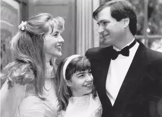 裸捐250亿美元揭露富豪最大的阴谋,乔布斯遗孀裸捐250亿美元给谁