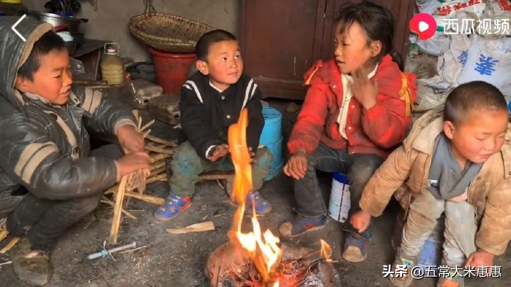 凉山孩子没有爸妈,凉山没父母的孩子