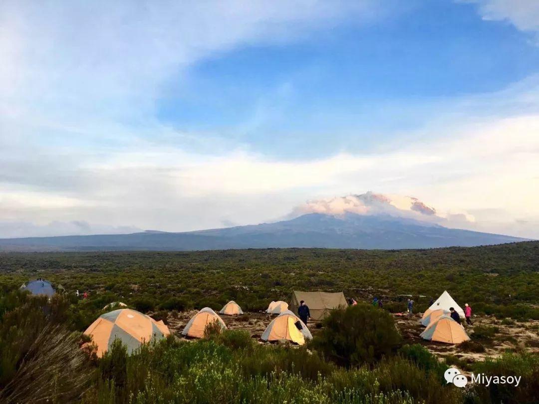 乞力马扎罗雪山冰川,住在珠穆朗玛峰山脚是什么感觉