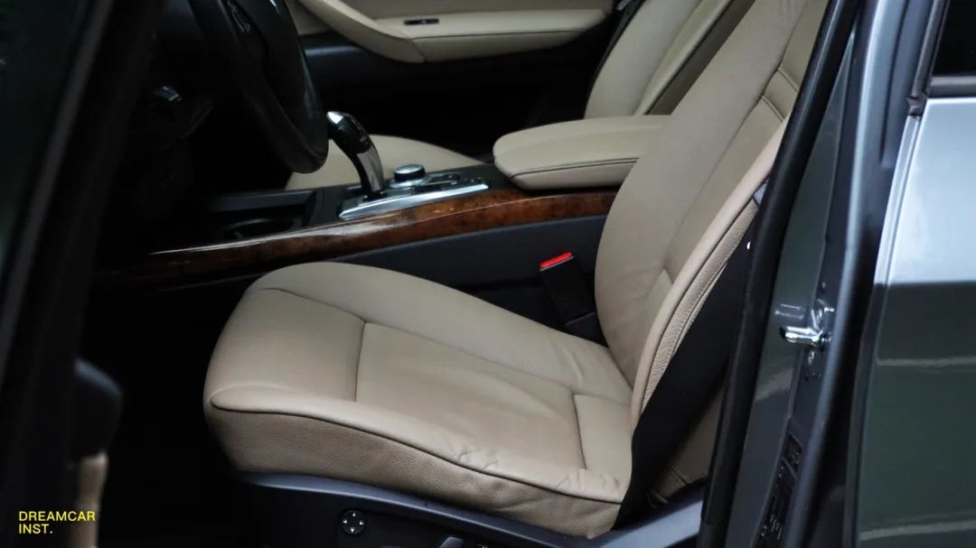 e70x5上代车型,11款宝马x5e70试驾视频