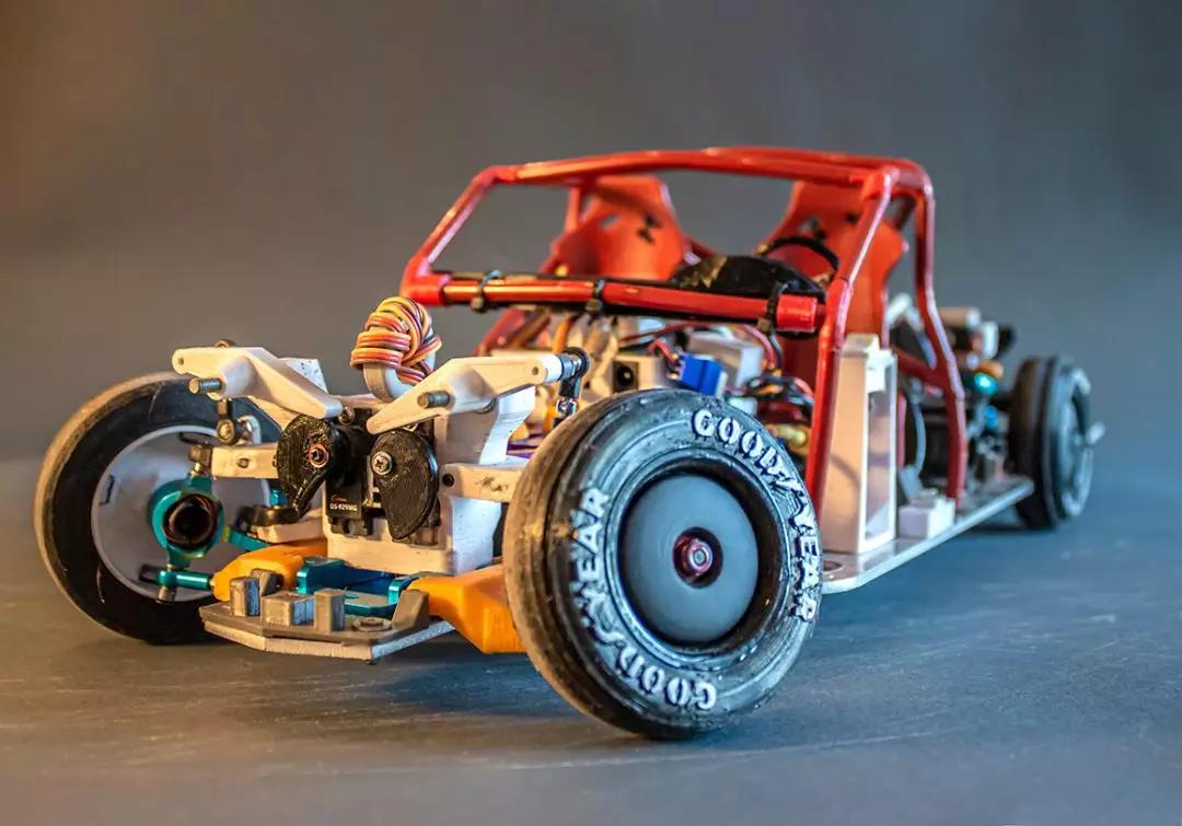 超真实的遥控车,自制前后加力的遥控汽车