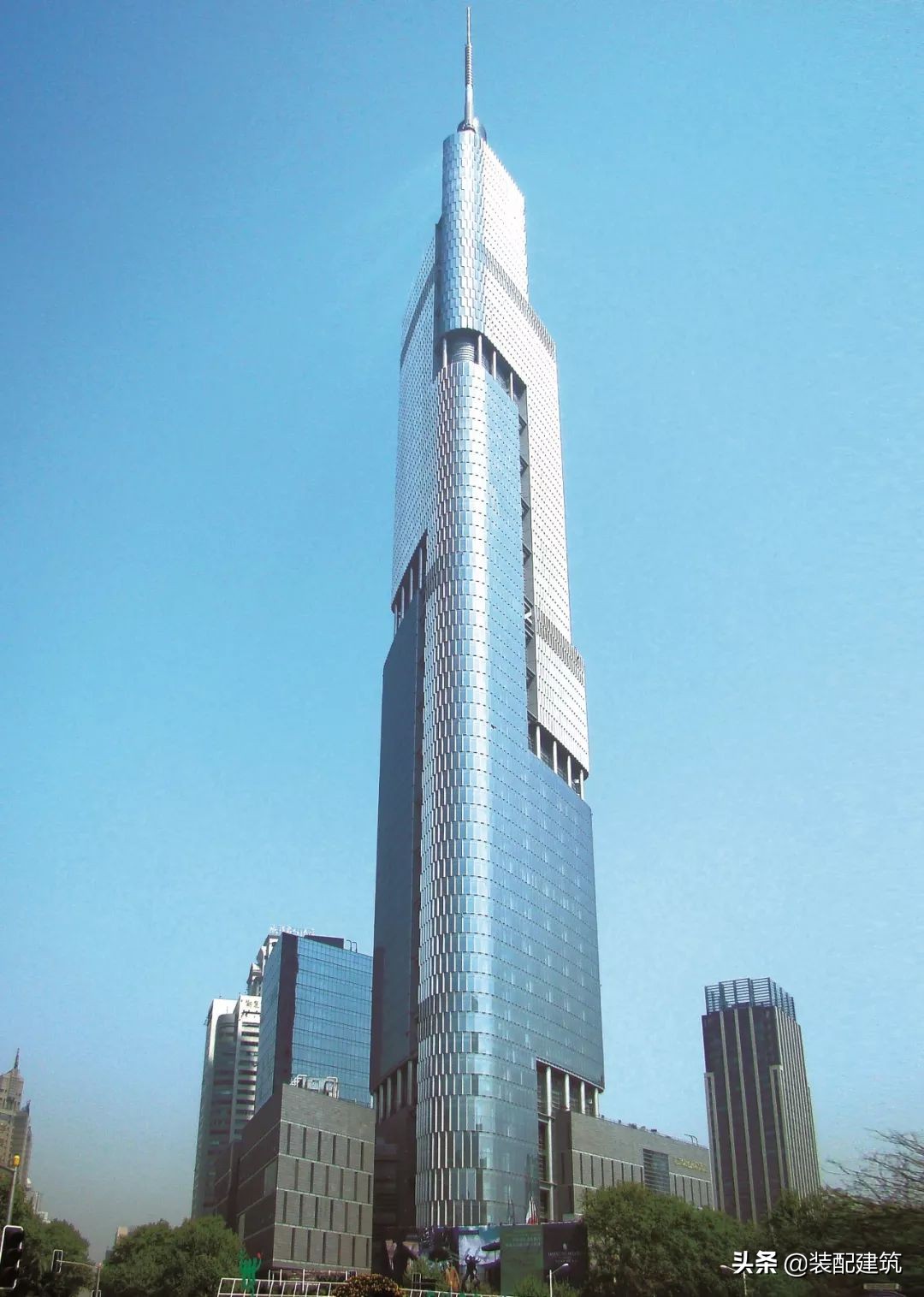 从91.5米到632米，上海建工：以创新科技刷新城市天际线