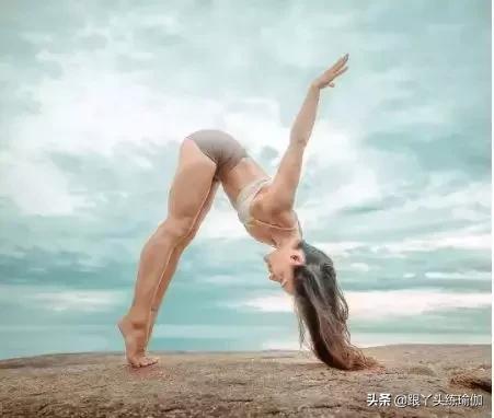 下犬式怎么做才正确,每天下犬式有什么好处