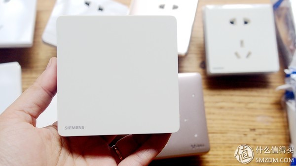 罗格朗无边框开关插座,无边框开关插座