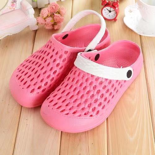 宋慧乔穿的这双鞋是什么牌子,宋慧乔最近穿的运动鞋