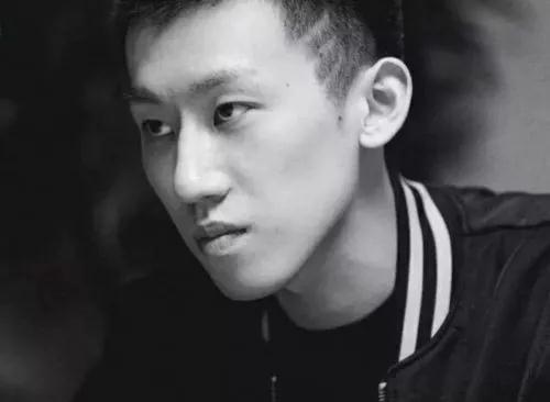 富二代被害得家破人亡后回来报仇,富二代破产爸妈被抓