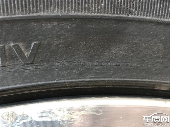 发动机烧机油故障灯亮,发动机烧机油故障灯亮怎么处理