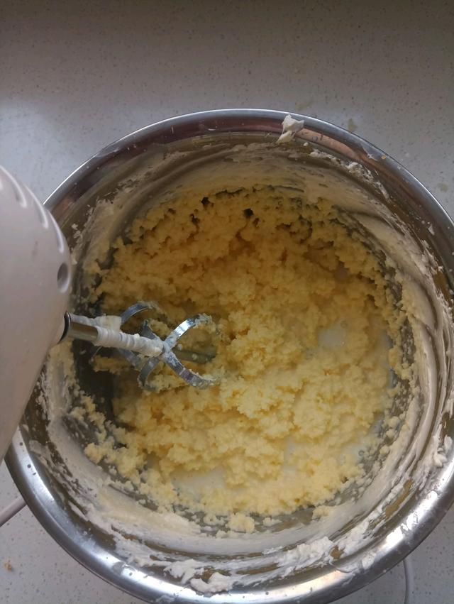 奶油打过头怎么做成黄油,奶油打过头了咋整