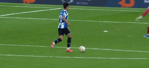 武磊为什么踢不过日韩,武磊怎么老是单刀