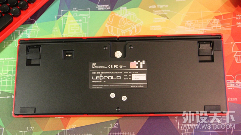 利奥波德:许你粉黛红霞醉梦人家