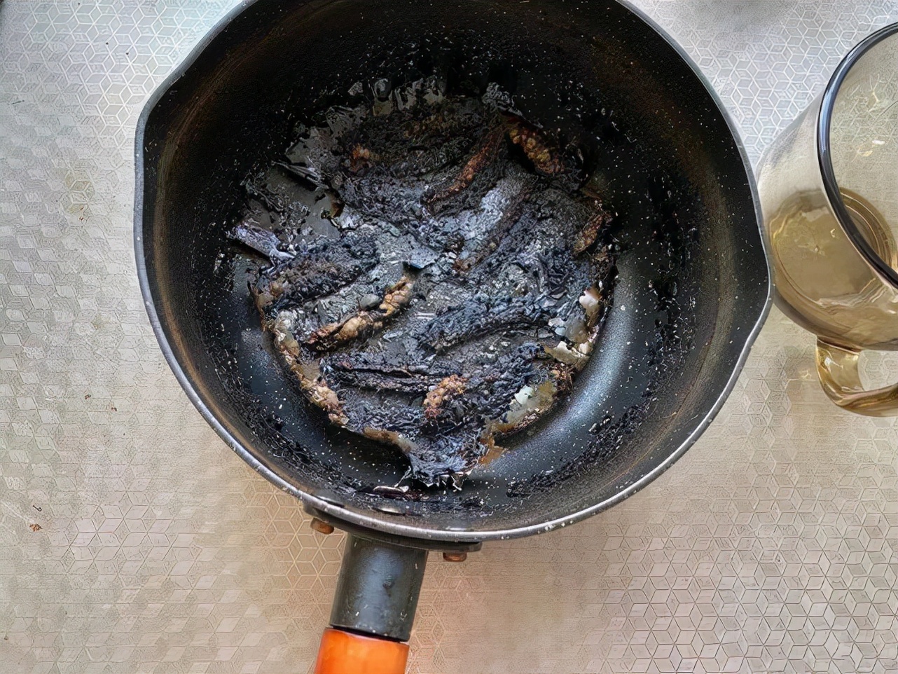 蒸东西下面放水,蒸东西底下要加水吗