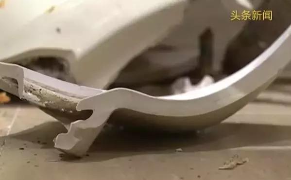 酒店浴室玻璃爆裂8岁小孩,小孩洗浴摔倒事件