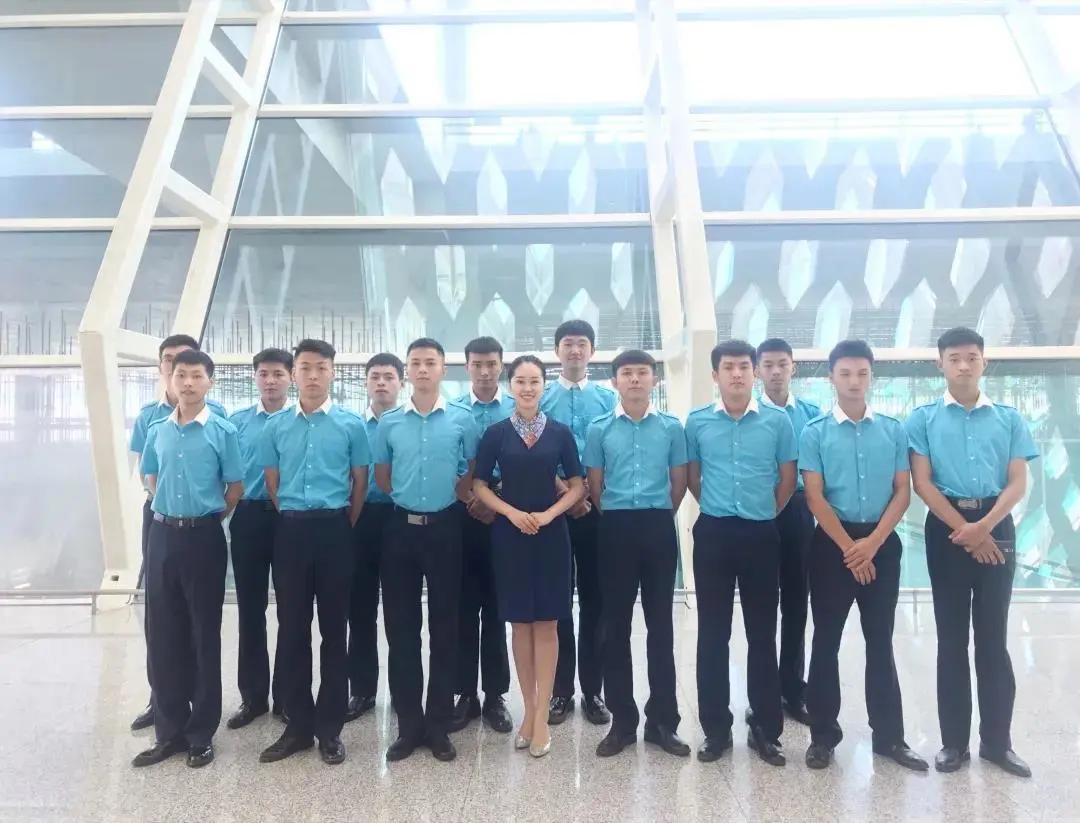 我是一名合格安全员,安检员一个小时休息15分钟