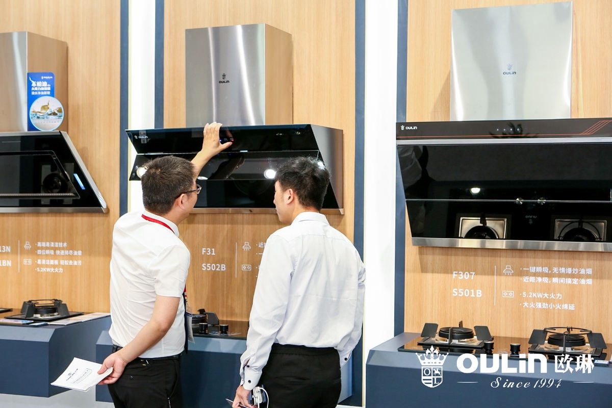 欧琳携“魔净厨房”新产品、“全能空间定制”新理念，闪耀厨卫展