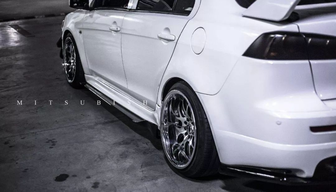 5万以内的车改黑武士,5万块钱买evo