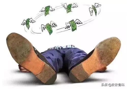 颈椎四五六七突出症状多久能缓解,颈椎痛引起哪些症状