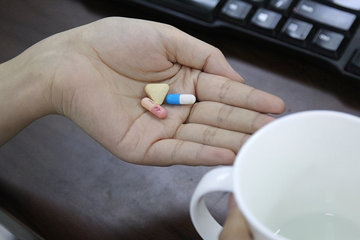 蛇盘疮患者能不能洗澡,长了蛇疮需要休息吗