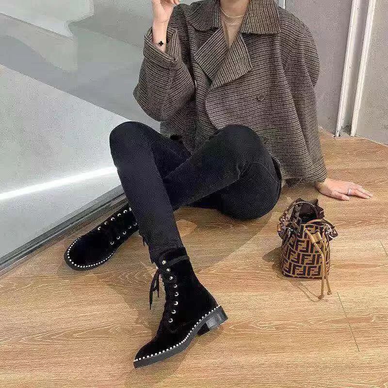 冬天短靴穿什么号,冬天哪种高跟短靴好看