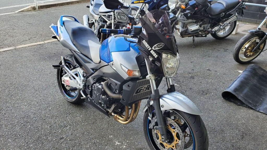 铃木最新款gs150摩托车,铃木rgv250摩托车发展史