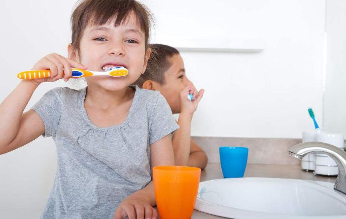 为什么女人45岁以后，身上会有一股“臭味”？如何改善呢？