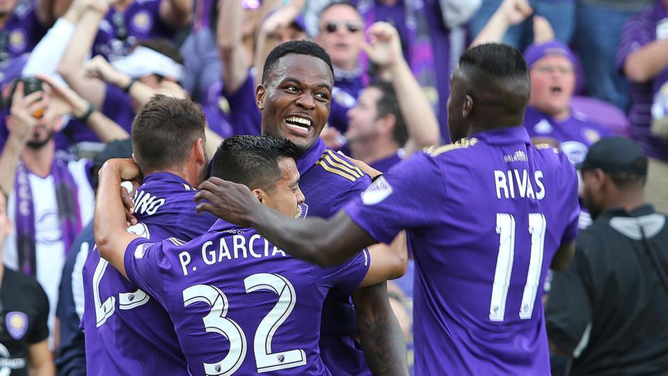 今日足球利雅得比赛预测与推荐,今日足球比赛推荐分析杜塞尔多夫