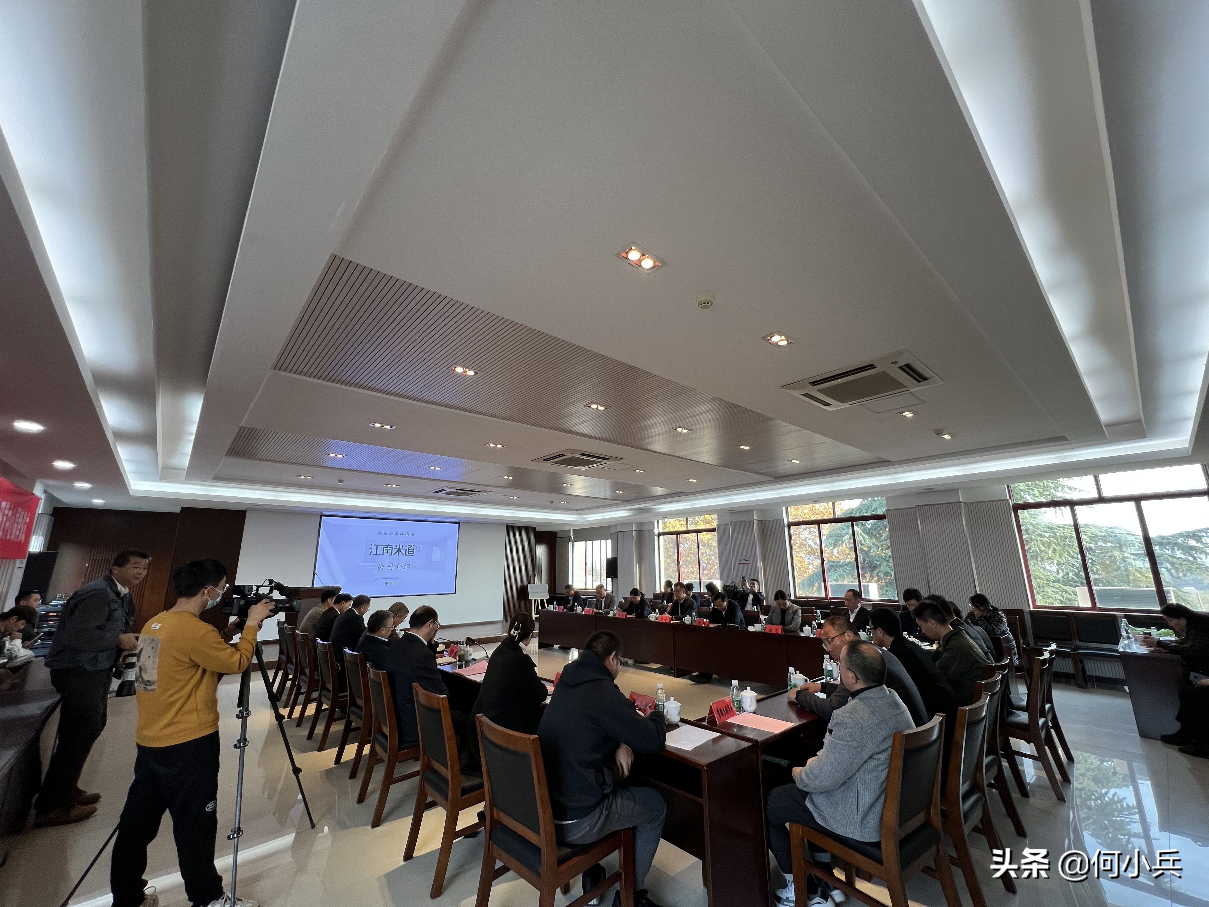 宜兴粮食生产项目与江苏省农科院“攀亲”江南米道功能大米来了