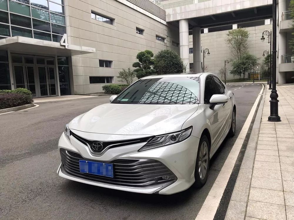 21款2.0豪华版凯美瑞真实车主感受,凯美瑞2.0试驾第一视角