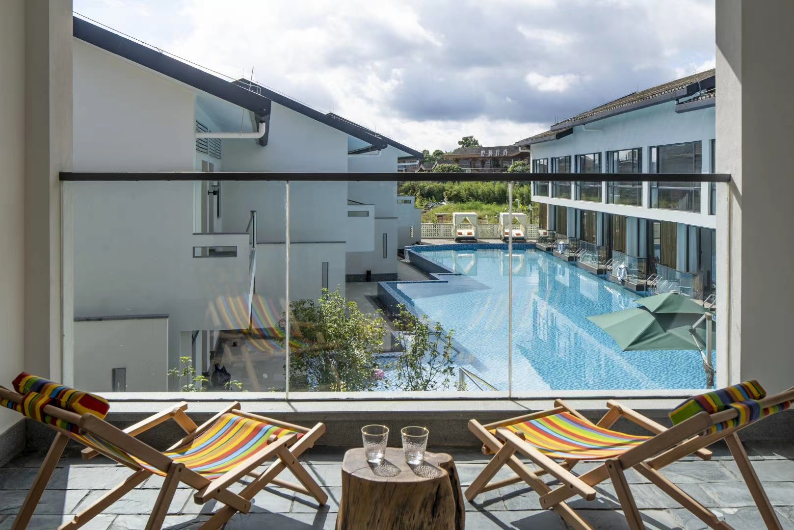 惠州民宿屋顶游泳池,惠州海边带游泳池的民宿