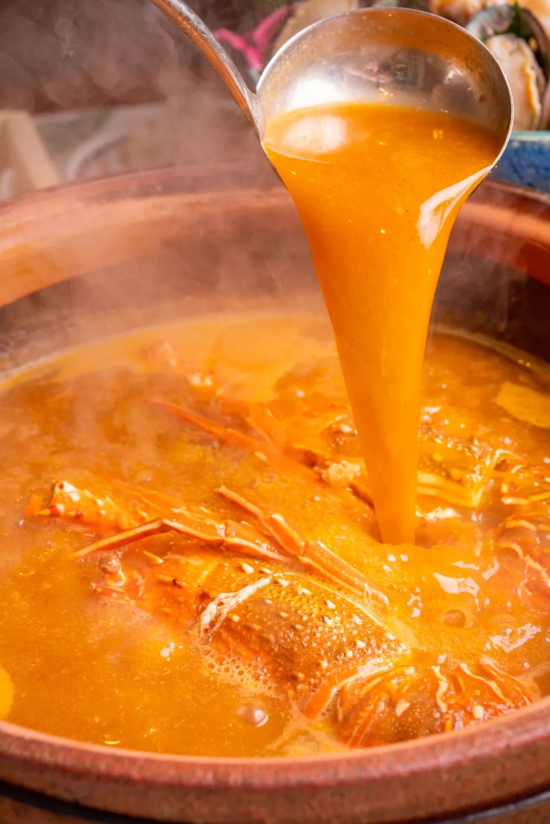 排爆新天地!魔都港式火锅界杀出黑马,开卖「澳洲青龙黄金锅」