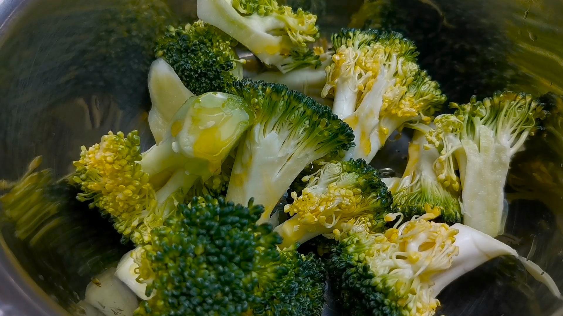 西兰花怎么清洗农药残留,西兰花用盐水泡能去除农药残留吗