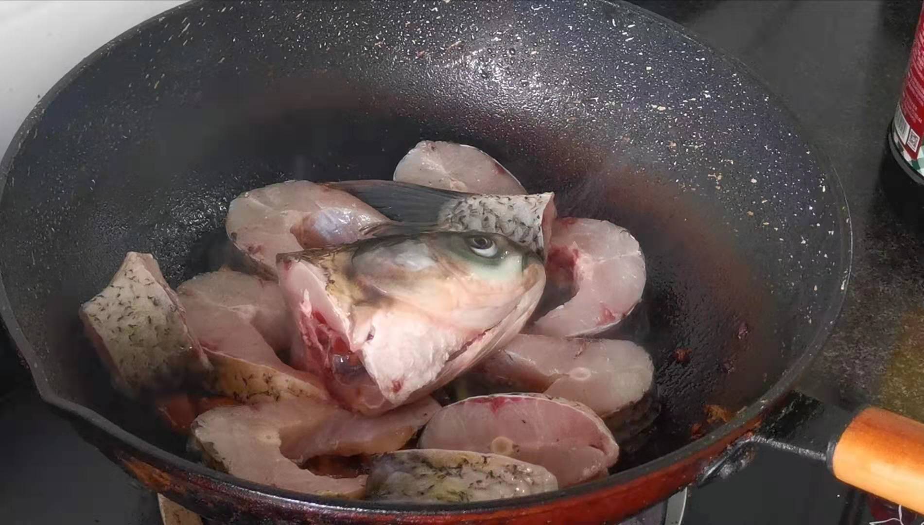 草鱼这种新做法太好吃了,草鱼最经典的3种做法