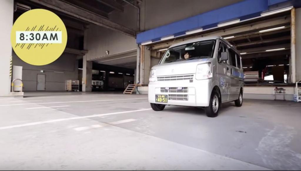 曝日本美女快递员工作细节，网友：太“变态”了