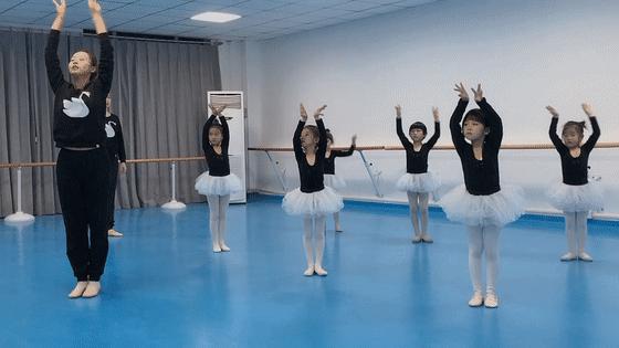 沈阳诸多宝妈推荐!大神级少儿舞蹈学校让你的宝贝秒变小舞蹈家