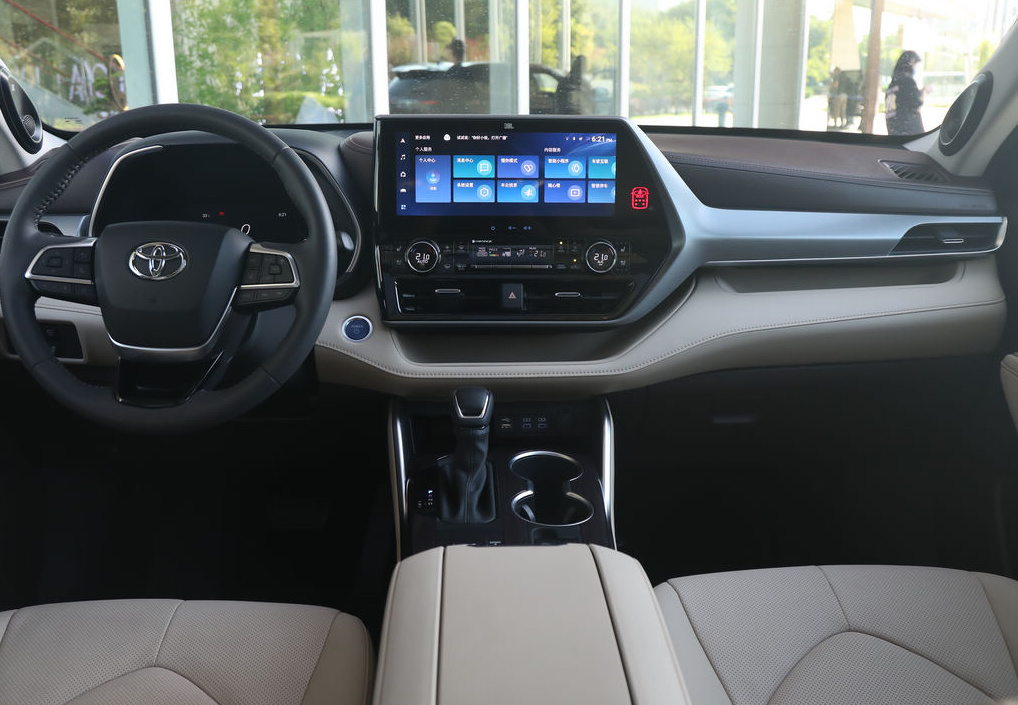 汉兰达新款和老款该怎么选,汉兰达老款和新款怎么选择