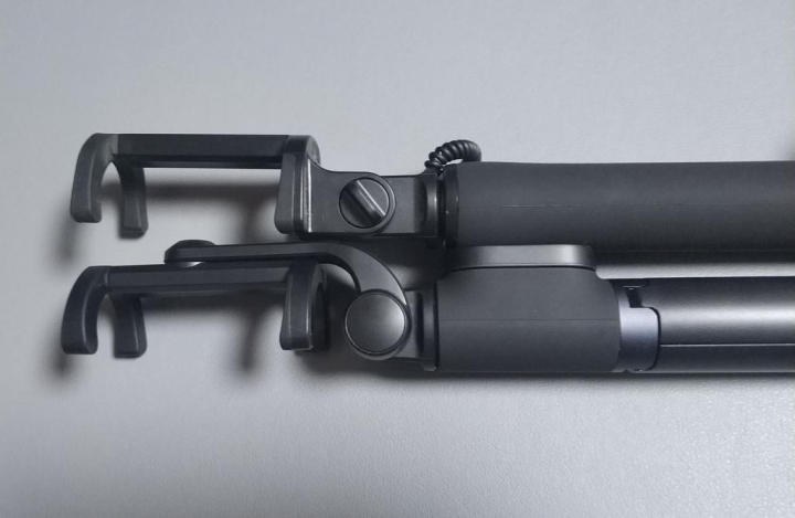 带遥控自拍支架最新款拍摄神器,便携自拍杆神器