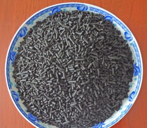 鱼缸水质发黄用什么滤材,鱼缸活性炭洗了几遍还是黑色的水