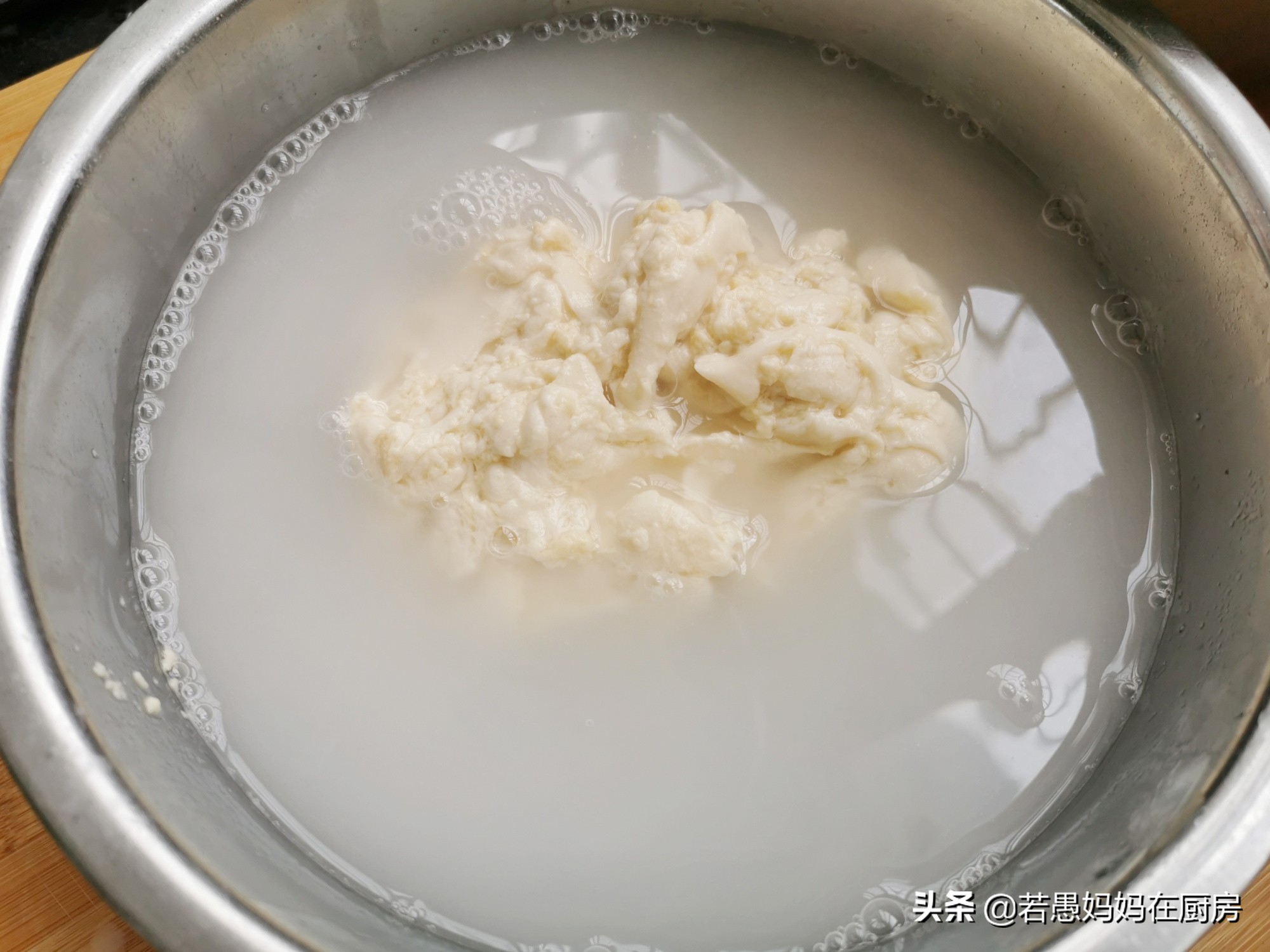 自制凉皮开裂不劲道如何补救,做出来的凉皮不劲道开裂