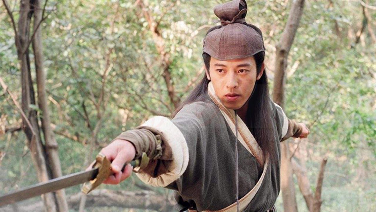 东方不败和天龙八部的关系,东方不败用过葵花宝典吗