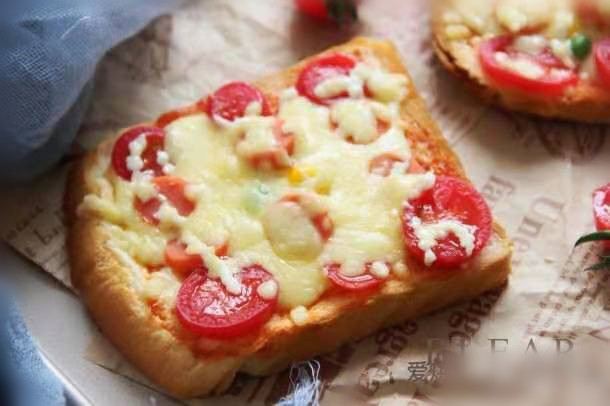 10分钟懒人披萨早餐,快手吐司披萨做法