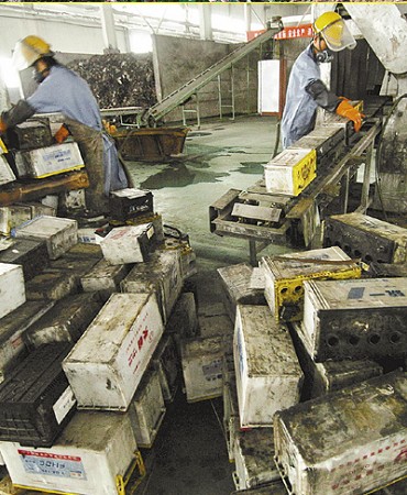 电动车电池什么情况才会爆炸,电动车爆燃的都是什么电池