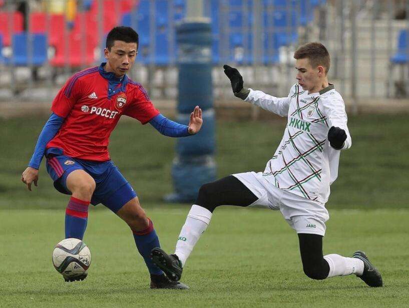 武磊力挽狂澜证明留洋的重要性,武磊助力中国足球开启新赛季