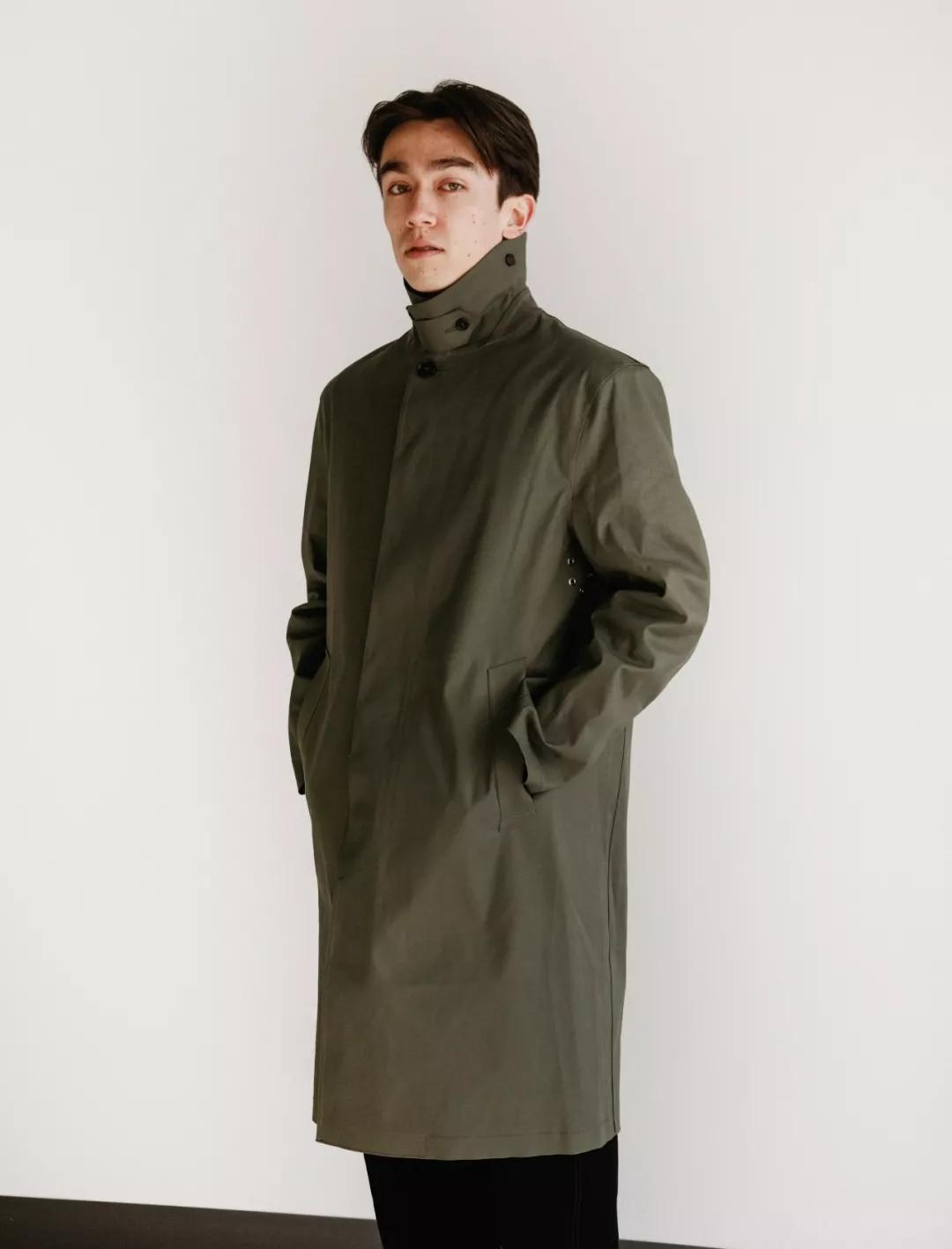 除了风衣三杰，英产风衣的美妙，它也能告诉你