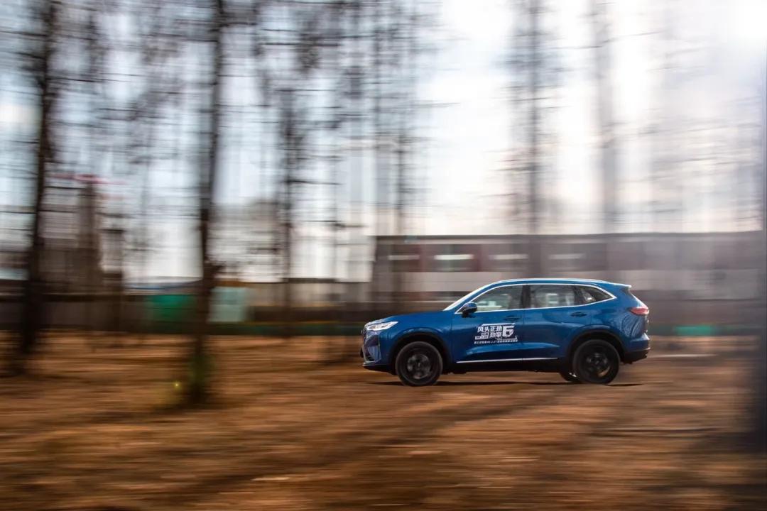 1.5t的三代哈弗h6都能跑赢什么车,哈弗h62.0t有几个涡轮