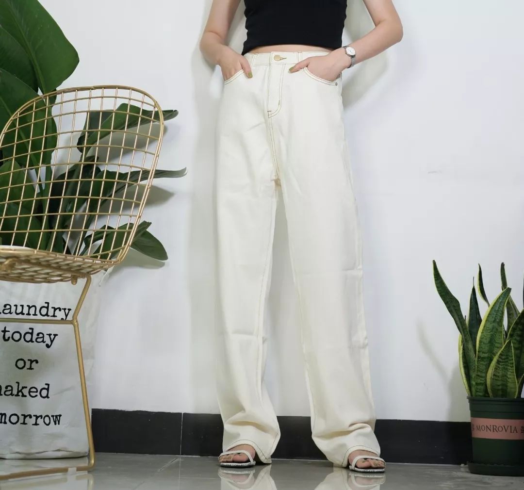 我试了九条白色牛仔裤,这四条太太太好穿了!