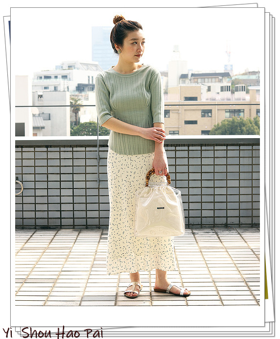 即将流行的法式波点裙,今年流行波点连衣裙吗