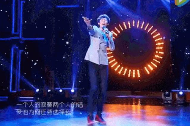 张国伟白鹤亮翅,张国伟现场版白鹤亮翅