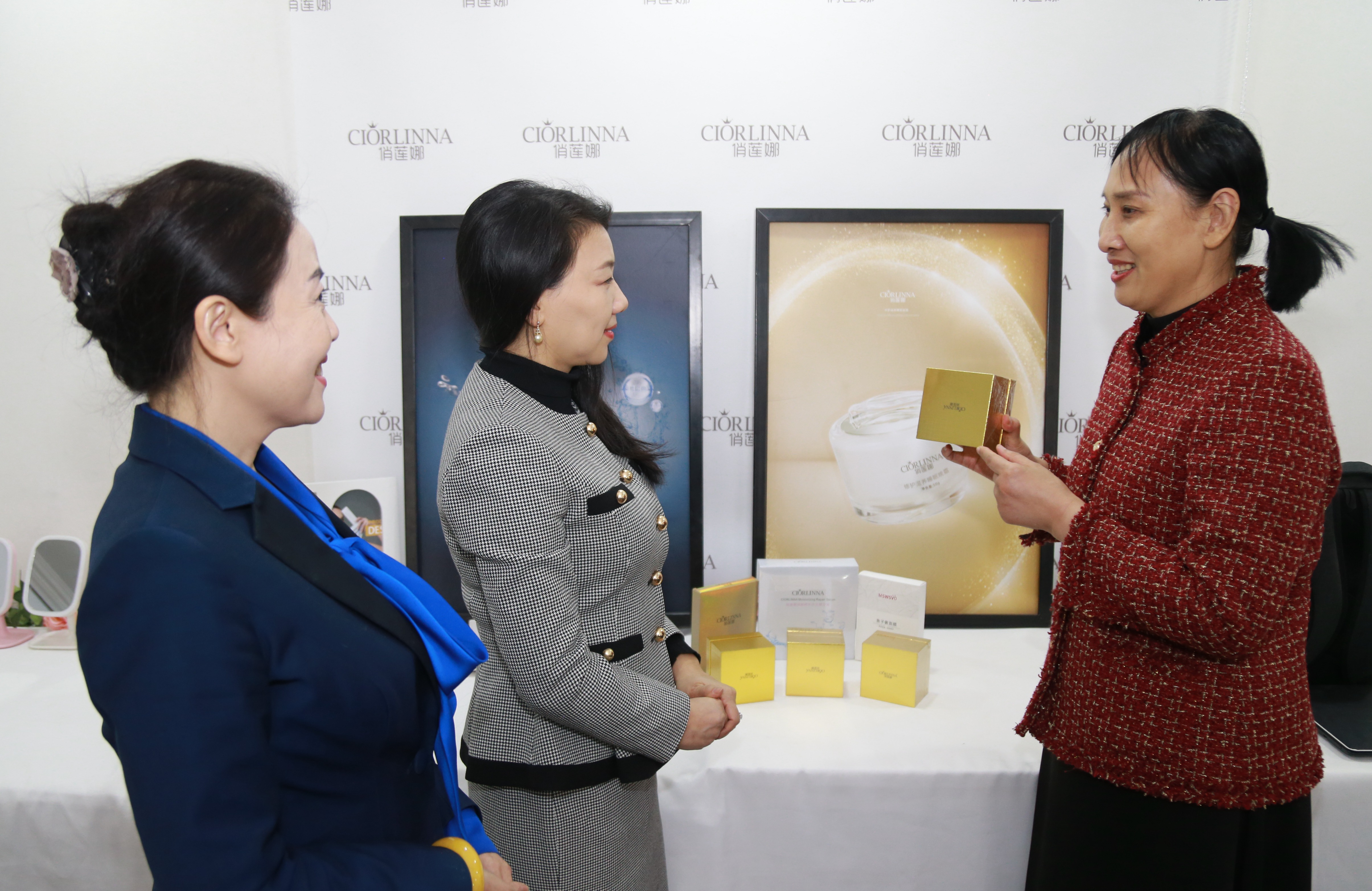 惠买兄弟北京活动现场,惠买商城俏莲娜直播