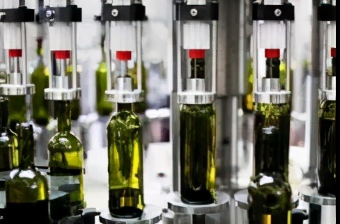 “染酱”热潮下九岸集团另辟蹊径加码果酒赛道,全产业链优势尽显