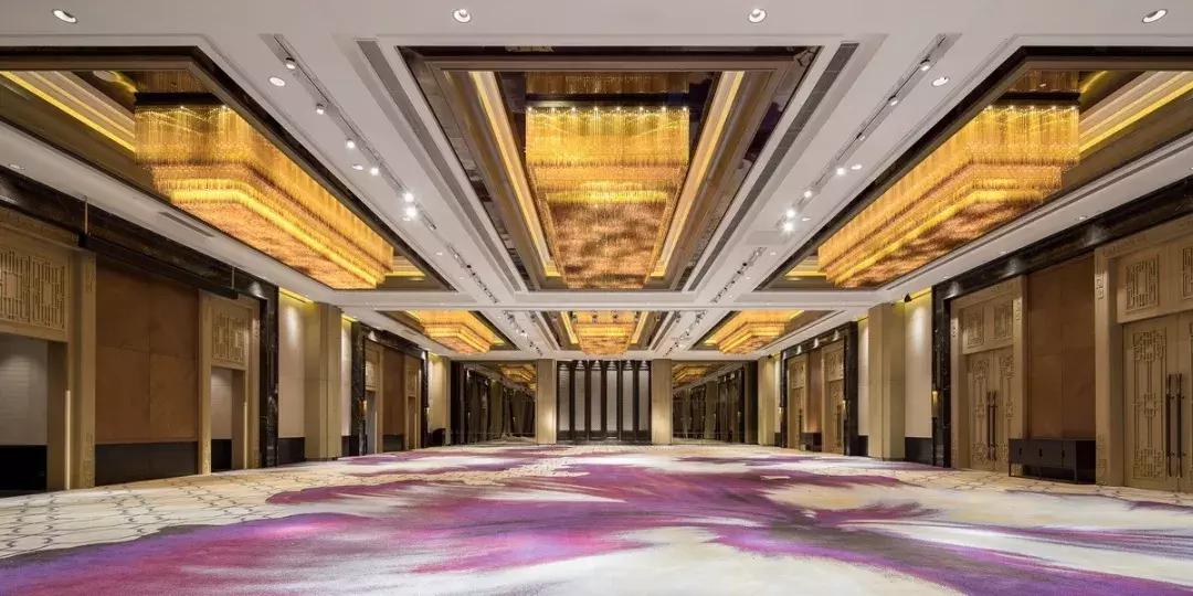 大理洱海苍山希尔顿,背靠苍山面朝洱海