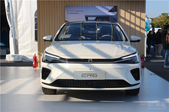 荣威er6新能源汽车,试驾荣威i61.6